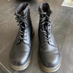 Dr. Marten Delaney Boots